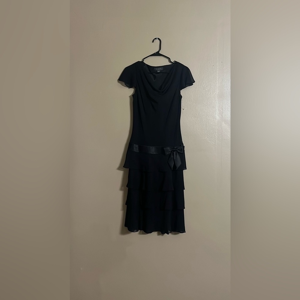Liz Claiborne Elegant Sleeveless Layered Cocktail Dress with Bow Detail Sz 8
